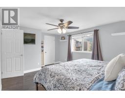 30 CREEKSIDE DRIVE - 21