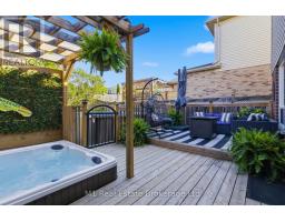 30 CREEKSIDE DRIVE - 32