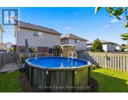 30 CREEKSIDE DRIVE - 37