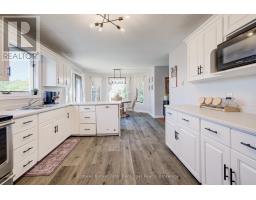 54 ELLEN AVENUE - 15