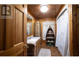87 ST ANDREW STREET N - 11