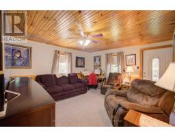 87 ST ANDREW STREET N - 14