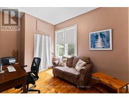 95 JOHN STREET S - 18