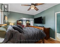95 JOHN STREET S - 21