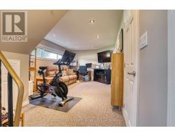428 BOYNE AVENUE - 25
