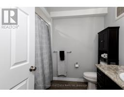 3 - 148 BORDEN STREET - 23