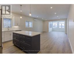 57 CAVALIER CRESCENT - 13