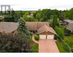 56 WELLINGTON DRIVE - 40