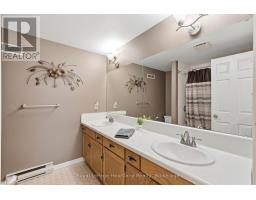 1041 HOWICK STREET - 20
