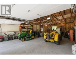 1041 HOWICK STREET - 33