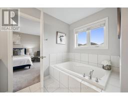 43 HARPIN WAY W - 30