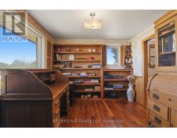 1033 PERTH RD 139 LINE W - 20