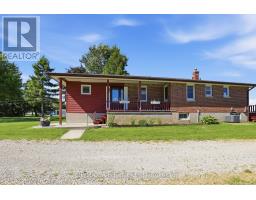 1033 PERTH RD 139 LINE W - 4