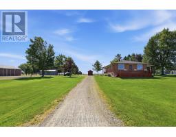1033 PERTH RD 139 LINE W - 40