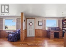 1033 PERTH RD 139 LINE W - 43