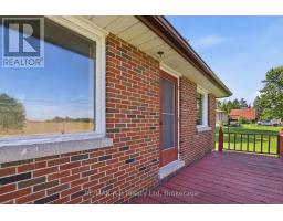 1033 PERTH RD 139 LINE W - 6