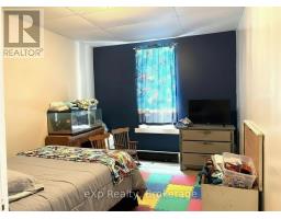 8 MAIN STREET S - 40