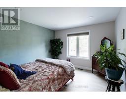 855 17TH STREET - 17