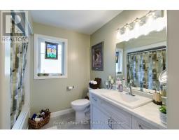 855 17TH STREET - 18
