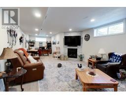 855 17TH STREET - 21