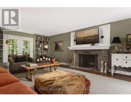 74 WOODLAND DRIVE - 33