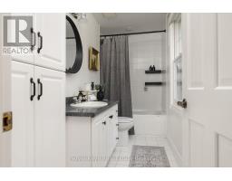 74 WOODLAND DRIVE - 41