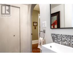 121 MILTON STREET - 16
