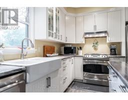 121 MILTON STREET - 22