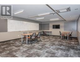 218 - 1291 GORDON STREET - 26