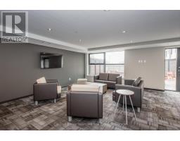 218 - 1291 GORDON STREET - 33