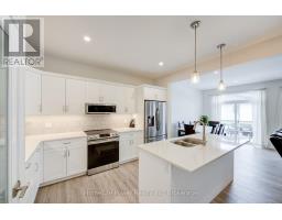 4 BRAUN AVENUE - 10