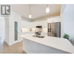 4 BRAUN AVENUE - 17