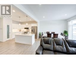 4 BRAUN AVENUE - 22