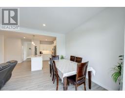 4 BRAUN AVENUE - 24