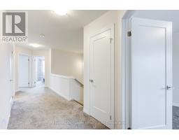 4 BRAUN AVENUE - 27