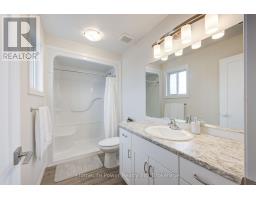 4 BRAUN AVENUE - 31
