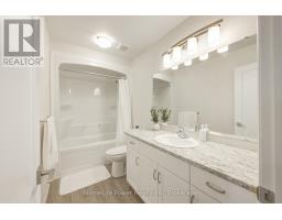 4 BRAUN AVENUE - 33
