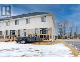 4 BRAUN AVENUE - 46