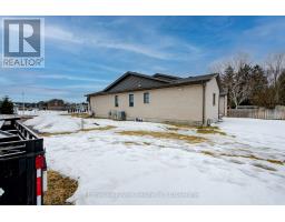 4 BRAUN AVENUE - 49