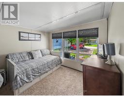 M29 - 13 SOUTHLINE AVENUE - 27