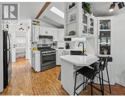 M29 - 13 SOUTHLINE AVENUE - 32