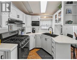 M29 - 13 SOUTHLINE AVENUE - 33