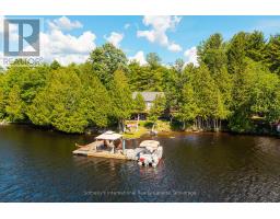 8 LAKEVIEW CRESCENT - 1