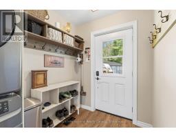 8 LAKEVIEW CRESCENT - 9