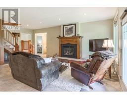 1070 SHIPLEY DRIVE - 36
