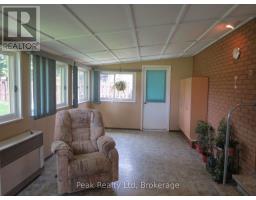 22 BROWN STREET S - 23