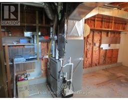 22 BROWN STREET S - 29