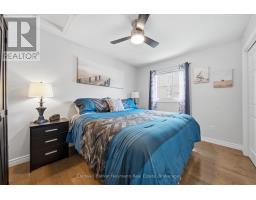 949 GZOWSKI STREET - 14
