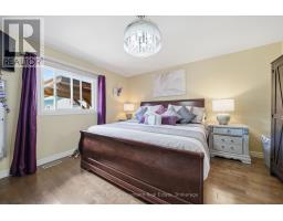 949 GZOWSKI STREET - 17