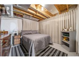 949 GZOWSKI STREET - 24